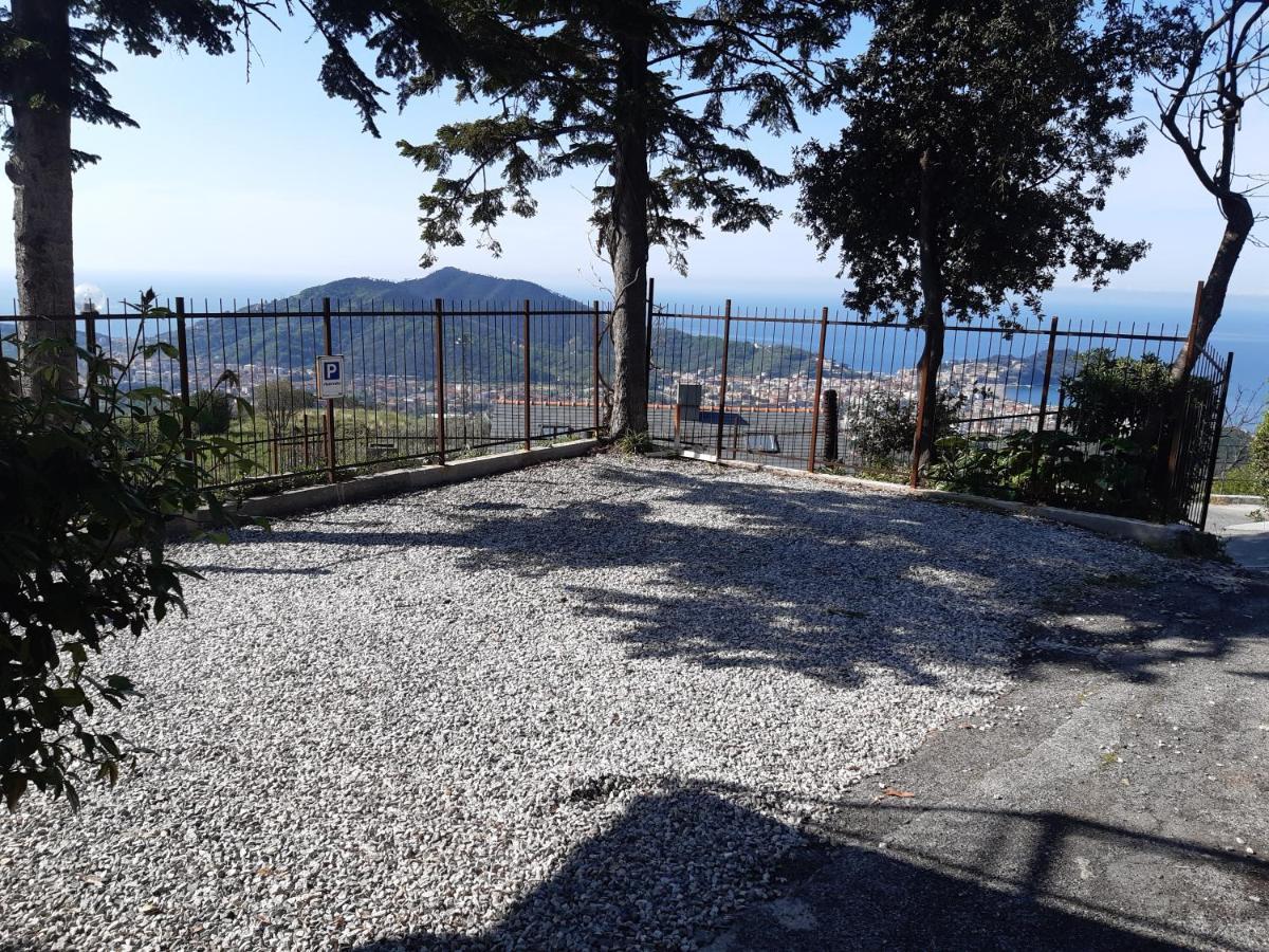 Una Terrazza Sul Golfo Sestri Levante Bagian luar foto